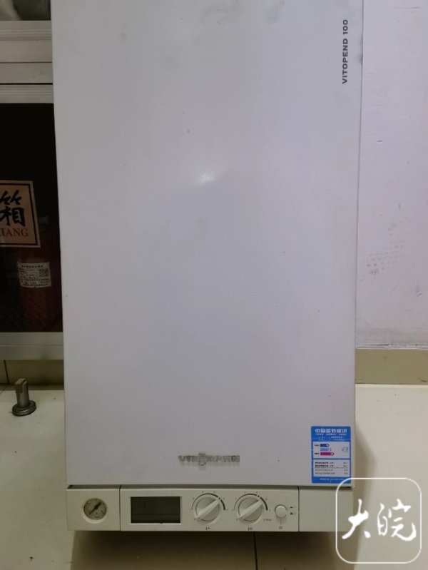 大圣策略 男子修热水器遇“山寨400”客服？花3000多元修3次仍故障